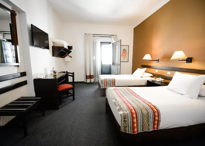 Hotel Raymi 3*