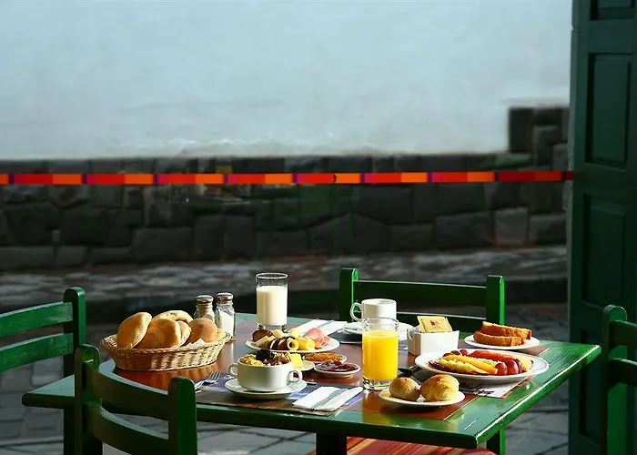 Raymi Hotel 3*
